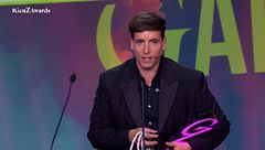 El mensaje de Xuso Jones a la Generación Z tras ganar el premio 'Podcast y audio by Clarel’ en los ‘GenZ Awards’: "Hay que ser buenas personas"