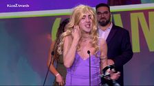 El momentazo de Jorge Cyrus tras ganar el premio ‘Entretenimiento by Dulcesol’ de los ‘GenZ Awards’: "Me he currado el outfit para nada"
