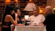 Una madre y una hija encuentran la foto de familia perfecta en ‘First Dates’: “Ya nos vemos comiendo juntos”