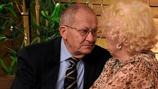 Una soltera de 81 años deja en shock a su cita tras su apasionado beso: “Cuánto tiempo hacía, por Dios”
