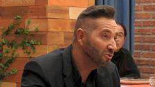 El choque entre dos solteros de 'First Dates' al ponerse sobre la mesa una orgía: "Vas a peor conmigo"