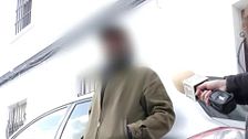 Un okupa de la casa de Riverita arremete contra la familia: "En 14 años que llevo aquí, nunca he visto que vinieran a cuidarle"