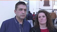 El cuñado de Joaquín y su mujer, indignados tras ser expulsados del pleno del Ayuntamiento de Almensilla: "Este señor es un dictador"