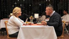 La divertida reacción de una soltera de 'First Dates' ante las armas de seducción de su cita: "Me está intentado llevar al huerto"