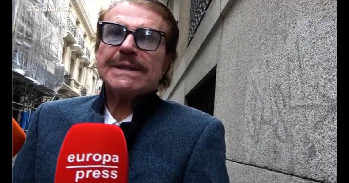 TardeAR: Bigote Arrocet acerca posturas con las Campos: 