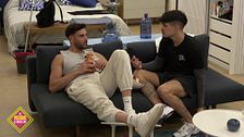 Álvaro le cuenta a Gerard sus experiencias sexuales con Mayeli: "Yo disfruto del sexo con amor"