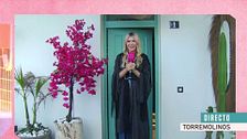 Ana Luque muestra los rincones de su casa de Torremolinos: piscina con vistas al mar y un grandísimo vestidor