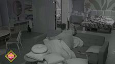 La bronca entre Stefhany y Álvaro antes de dormir: "Tú solo quieres pelear"