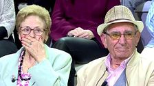 Las lágrimas de los abuelos de una invitada de 'El diario de Jorge' al escuchar su testimonio consiguen conmover al público