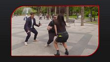 Xuso Jones se viene arriba bailando reggaeton y tiene un incidente: "Me he quedado tísico"