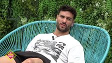 Gerard no entiende los motivos por los que Álvaro está celoso de su relación con Mayeli