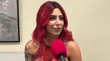 "La toalla en la cama no..."