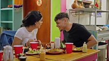 Iván se somete a la prueba más picante de México: "¡Se me achicharra el pulmón!"