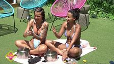 Gabriella y Mayeli, en pie de guerra, hacen una batucada para interrumpir el sueño de Gerard y Sthefany