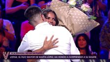 El hijo mayor de Marta López aparece por sorpresa en '¡De viernes!': "Te mereces ser feliz, mamá"
