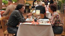 Una soltera de ‘First Dates’, en shock al escuchar los viajes astrales de su cita: “Me veo tumbado en la cama y me voy al espacio”
