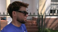 Montoya reaparece cabizbajo y se echa las manos a la cara cuando le preguntan por Anita