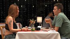 Dos solteros de 'First Dates' suben la temperatura al hablar de sexo: ''Me gusta ser muy bruto''