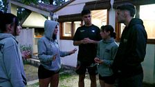 La reacción de los concursantes a la brutal discusión entre Álex Ghita y Stella: "No lo entiendo" -