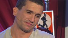 Jaime Lorente se emociona al escuchar un mensaje muy especial: “¡Qué bonito!"