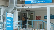 Kike Calleja tiene que visitar un hospital en Canadá tras un percance: “Tengo la cara toda hinchada”