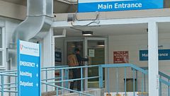 Kike Calleja tiene que visitar un hospital en Canadá tras un percance: “Tengo la cara toda hinchada”