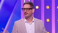 Eugeni Alemany desvela con qué famosa vedette ha trabajado: "Hice con ella mi primer programa de televisión en Valencia"