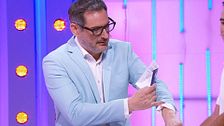 Eugeni Alemany se queda deslumbrado por el nivel de bronceado de un concursante: "¡Qué moreno estás, es increíble!"
