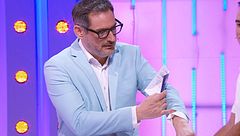 Eugeni Alemany se queda deslumbrado por el nivel de bronceado de un concursante: "¡Qué moreno estás, es increíble!"