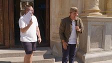 Xuso Jones se parte de risa con las palabras del concursante: "Me has caído muy bien"