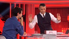 El banquero llama inesperadamente justo antes de abrir la última caja para hacer una oferta final a Sete