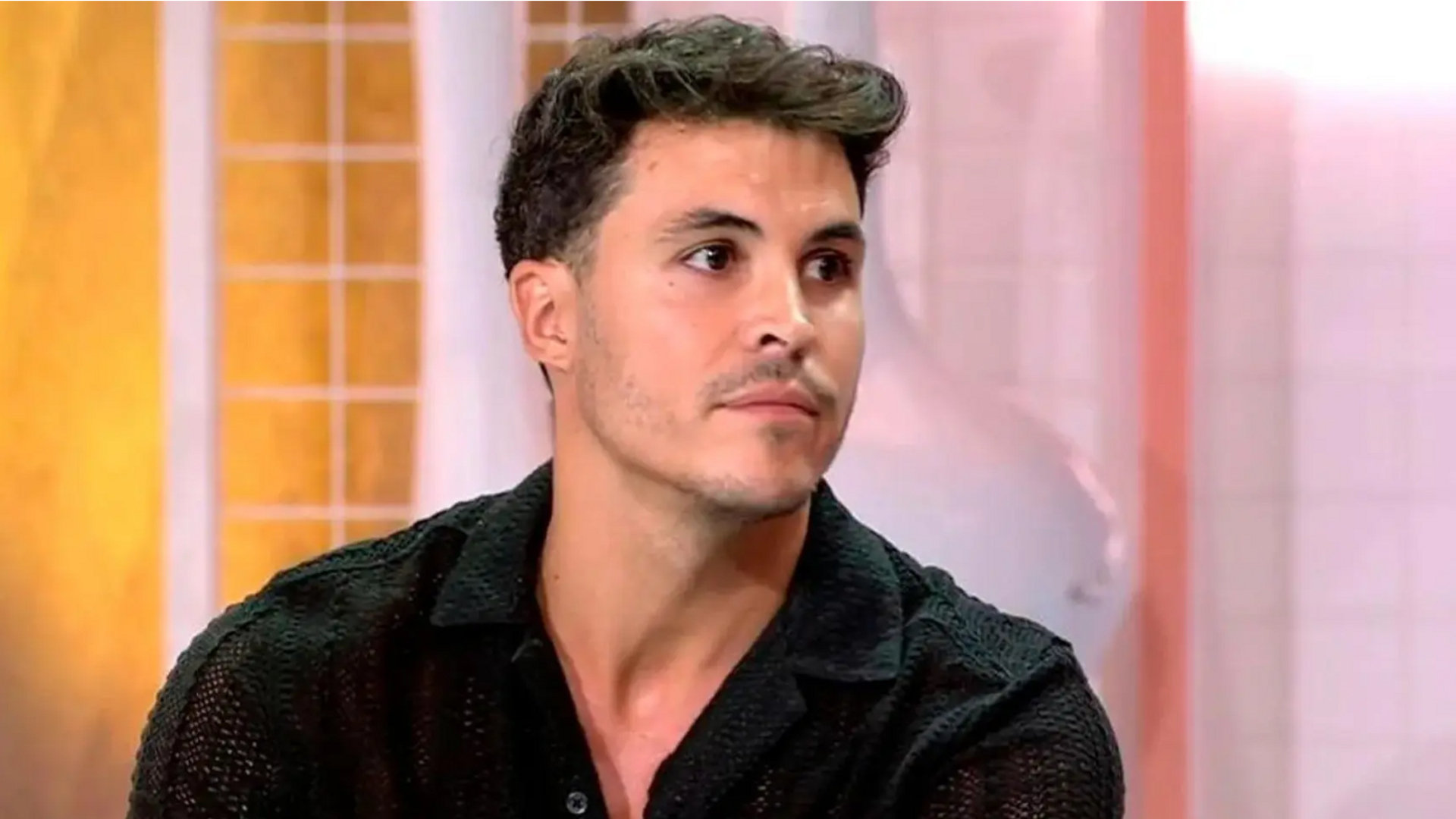 Fiesta: Kiko Jiménez da plantón a 'Fiesta' y no acude a trabajar por un  motivo de peso: "Lo está pasando mal" Video | Mediaset Infinity