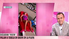 Terelu Campos es fotografiada al natural en la playa y Galiacho reacciona: "Guapísima, pero guapísima"