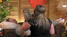 Una soltera de 'First Dates' realiza una sanación chamánica a su cita: "Vi que necesitaba una limpieza nada más verlo"