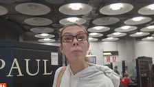 El enfado de Alejandra Rubio al ser preguntada por las memorias Mar Flores: "¡No puedes grabarme mientras estoy con mi hijo!"