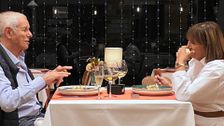 La confesión de una soltera de 'First Dates' que alerta a su cita: ''Me das miedo''