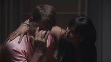 La pareja de Lucas, de 'Andy y Lucas', sorprende al cantante en plena entrevista: "Solo vengo a darte un abrazo"