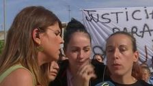 Madre del joven muerto tras recibir un golpe con un adoquín: "Los agresores querían abusar de unas niñas y mi hijo no lo permitió"
