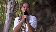 La emoción de Gloria Camila después de conseguir su primer collar de líder en 'Supervivientes All Stars 2025': "Sigo luchando"