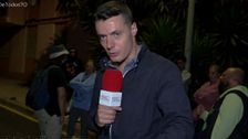 El equipo de 'En boca de todos' vive junto a los vecinos el calvario diario en Las Chumberas, Tenerife