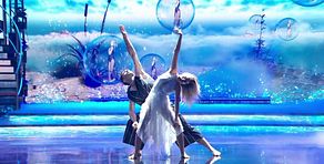Nerea Rodríguez y Genís Betrian bailan contemporáneo