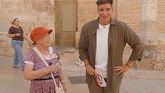 A una concursante de 'Lo sabe, no lo sabe' se le olvida el nombre de Xuso Jones: así se lo ha desvelado, protagonizando un icónico momento