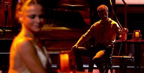 Iago García y Inés Miñana bailan salsa en la repesca