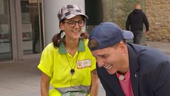 El ataque de risa de Xuso Jones al escuchar la rima de una concursante de 'Lo sabe, no lo sabe': "No me lo esperaba"