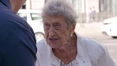 Una mujer de 98 años deja totalmente emocionado a Xuso Jones con su lección de vida: "Se me acaba de derretir el corazón"
