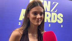 Carlota, hija de Melendi, aclara si su padre quiere tener más hijos