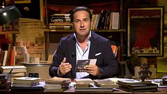 Iker Jiménez consigue el libro de psicofonías que llevaba años buscando: "Es un oído en mitad del universo"