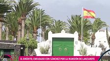 El rey emérito, molesto con Pedro Sánchez por hacer uso de la mansión de Lanzarote, según el periodista que le entrevistó en su casa