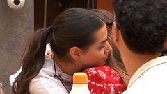 Aroa se derrumba al escuchar las sinceras palabras de apoyo de Desirée: "Es muy fuerte todas las cosas que te han pasado"