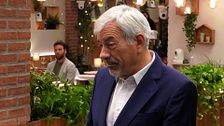 Carlos Sobera queda impactado por la mirada de un soltero de 'First Dates': “Vas a dejar a tu cita turulata”